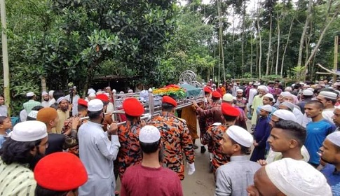 শেরপুরে ফায়ার ফাইটার রনির রাষ্ট্রীয় মর্যাদায় দাফন