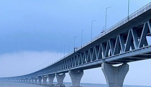 স্বপ্ন নয় বাস্তবায়নে পদ্মা সেতু : বঙ্গবন্ধু কন্যার অনন্য অর্জন