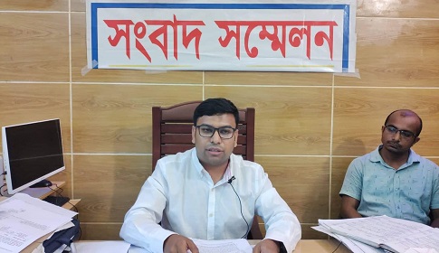 নগরকান্দায় উপজেলা স্বাস্থ্য কর্মকর্তা ডাঃ ইফতেখার আজাদের সংবাদ সম্মেলন