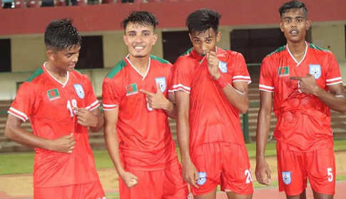 ভারতকে হারিয়ে ফাইনালের পথে বাংলাদেশ