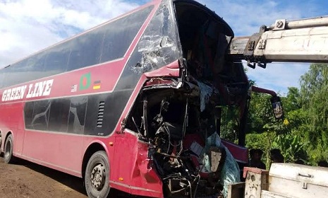 চট্টগ্রামে ট্রাকের পেছনে বাসের ধাক্কা, চালক নিহত