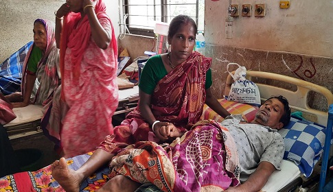 চুরির ঘটনায় থানায় জিডি করে মারপিটের শিকার কৃষক!  