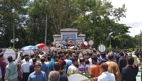 নানা আয়োজনে মৌলভীবাজারে জাতীয় শোক দিবস পালিত