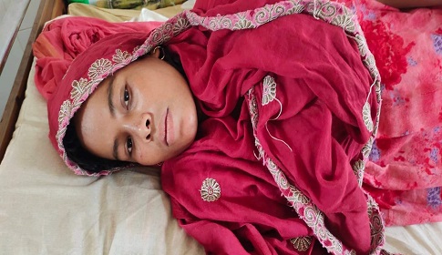 শ্বশুরের লিখিত অভিযোগ, মামলা দিতে হাসপাতালে ভর্তি পুত্রবধূ 