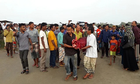 পঞ্চগড়ে নৌকাডুবি : মৃতের সংখ্যা বেড়ে ৩৯, নিখোঁজ ৫১