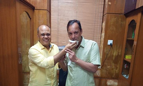 আইনি লড়াই শেষে প্রার্থিতা ফিরে পেলেন আলাবক্স তাহের টিটু