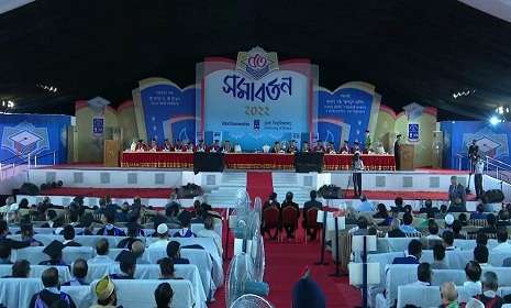 ‘ঢাকা বিশ্ববিদ্যালয় নেতৃত্বের প্রতীক, পথপ্রদর্শক’