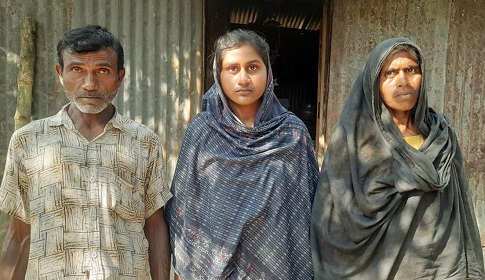 দিনমজুর কন্যা সাদিয়ার কলেজে ভর্তি অনিশ্চিত