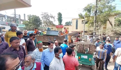 শ্রীমঙ্গলে ফুটপাত দখলমুক্ত রাখতে অভিযান