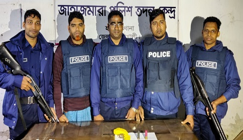 হাতিয়ায় পরিত্যক্ত আগ্নেয়াস্ত্র-কার্তুজ উদ্ধার, থানায় জিডি