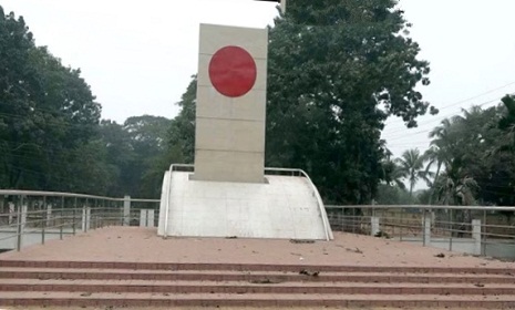 ১১ ডিসেম্বর টাঙ্গাইলের আকাশে উড়ছিলো স্বাধীন বাংলার পতাকা