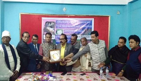 কেশবপুরে নাগরিক সংবর্ধনা পেলেন সাংবাদিক মনিরুল ইসলাম