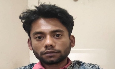 কুলিয়ারচরে শিশুকে ধর্ষণের চেষ্টার অভিযোগে যুবককে পুলিশে সোপর্দ