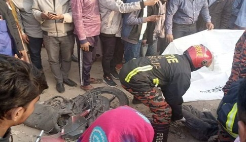 ঠাকুরগাঁওয়ে ট্রাকের চাপায় ২ মোটরসাইকেল আরোহীর মৃত্যু