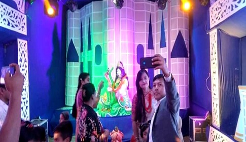 ব্রাহ্মণবাড়িয়ার পূজামন্ডপ যেন এক সমৃদ্ধ বাংলাদেশের চিত্র