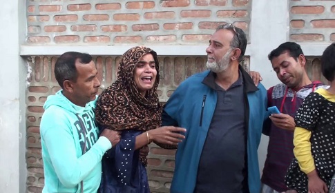 গোপালগঞ্জে ফোনে ডেকে নিয়ে যুবককে কুপিয়ে ও জবাই করে হত্যা