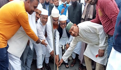 কেশবপুর কেন্দ্রীয় জামে মসজিদের পুনঃনির্মাণ কাজের উদ্বোধন