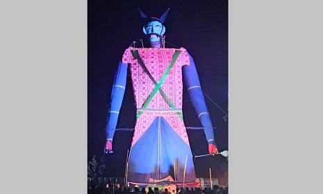 মহম্মদপুরে ৫১ হাত উঁচু যম পূজা ধর্মরাজ পূজা ঘিরে উৎসবের আমেজ
