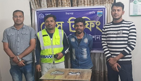 সান্তাহারে এ্যাম্পুলসহ যুবক গ্রেপ্তার