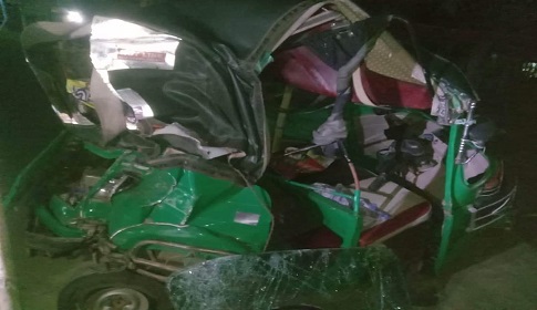 আদমদীঘিতে বাসের ধাক্কায় সিএনজি চালক নিহত