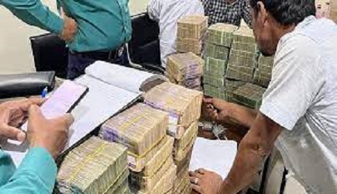 দুইজনের দায় স্বীকার, একজন রিমান্ডে
