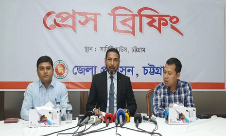 ‘জমিসহ ঘর দেওয়ার নজির পৃথিবীর আর কোথাও নেই’