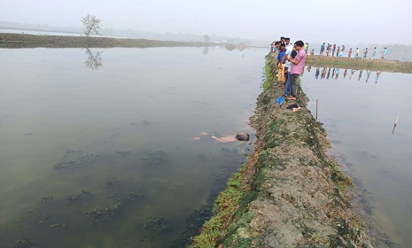 শ্যামনগরে মাছের ঘের থেকে এক ব্যক্তির মরদেহ উদ্ধার