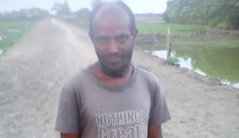 শ্যামনগরে কালবৈশাখী ঝড়ে নৌকুডুবিতে নিখোঁজ জেলে রুহুল কুদ্দুসের সন্ধান মেলেনি