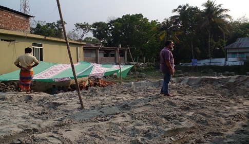 শ্রীনগরে বিরোধপূর্ণ জায়গায় ভবন নির্মাণ কাজ শুরু করায় ফের উত্তেজনা