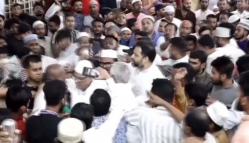 সাংবাদিকদের ওপর হামলার ঘটনায় যুবদলের ৩ নেতা বহিষ্কার