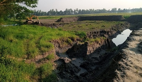 শ্রীনগরে ফসলী জমির রকম পরিবর্তনের অভিযোগ