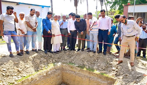 মহম্মদপুরে মাথার খুলি হাড় দাঁত কঙ্কাল উদ্ধার, পরিদর্শনে জেলা প্রশাসক