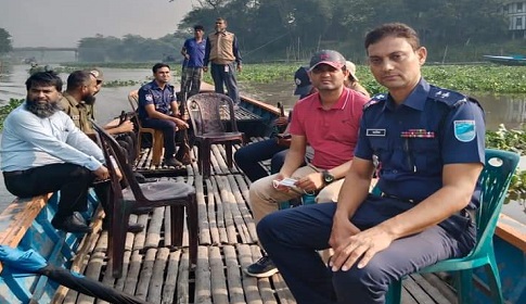 শ্রীনগরে কৃষি জমির মাটি কেটে বিক্রি করায় অর্থদণ্ড