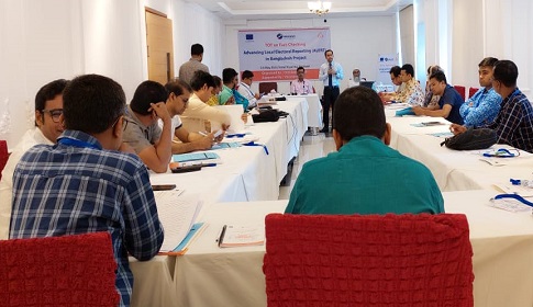 ‘নির্বাচনকে সামনে রেখে বাড়ছে গুজব-ভুল তথ্য ছড়ানোর শঙ্কা’