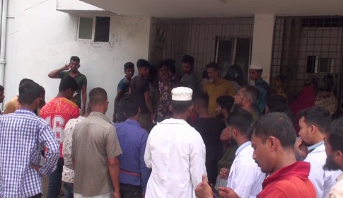 মাদকাসক্ত ছেলের বটির কোপে প্রাণ গেল পিতার 