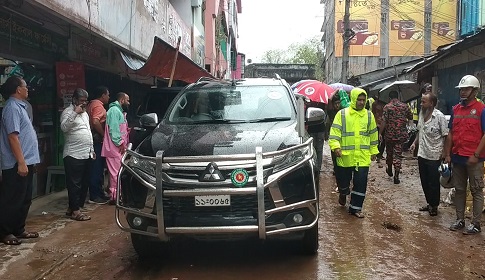 কাপ্তাইয়ে পাহাড়ের ঢাল থেকে আশ্রয়কেন্দ্রে যাওয়ার নির্দেশ 