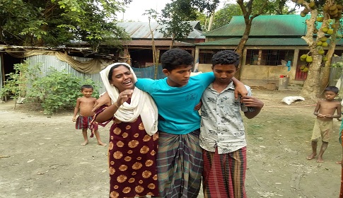 কলেজ ছাত্রকে বেধড়ক মারপিট থানায় পাল্টাপাল্টি অভিযোগ