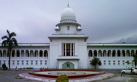 জামুকার চেয়ারম্যান মুক্তিযুদ্ধমন্ত্রী, বৈধতা নিয়ে রুল