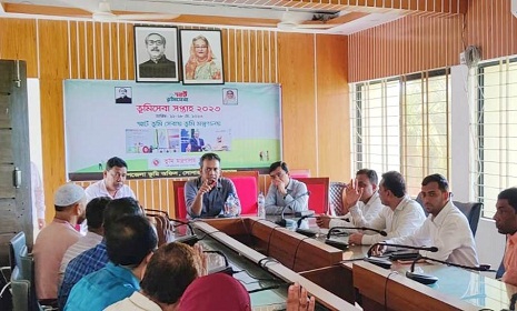 সোনারগাঁয়ে ভূমি সেবা সপ্তাহ উদ্বোধন