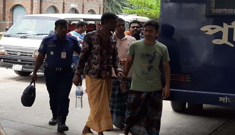 শ্যামনগরে এক নারীকে পিটিয়ে ও কুপিয়ে জখম, দুই সহোদর গ্রেপ্তার