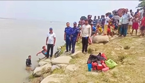 সরিষাবাড়ীতে যমুনা নদীতে যুবক নিখোঁজ