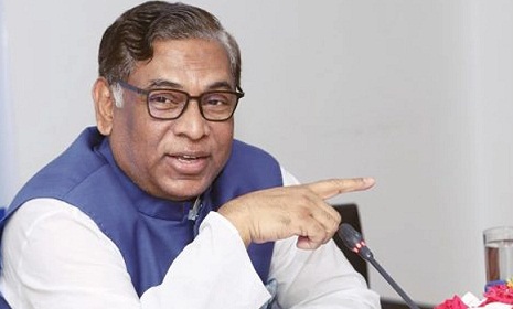 ‘শক্তিশালী স্প্রে আনা হয়েছে, মশা মারলে ডেঙ্গু কমে যাবে’