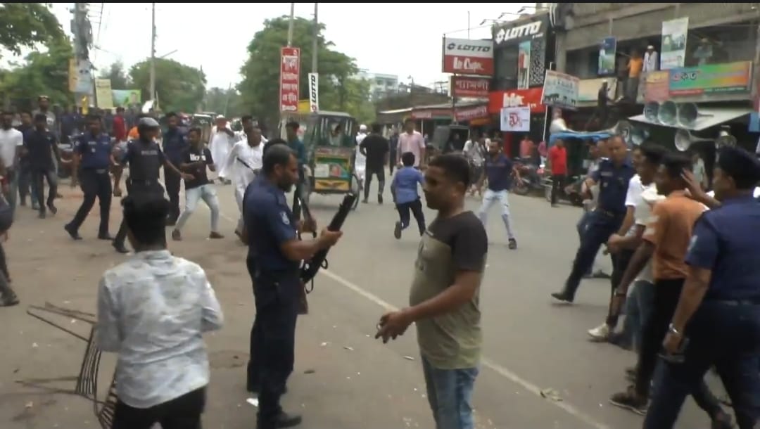 পাবনায় বিএনপি-আওয়ামী লীগের সংঘর্ষে আহত ১০