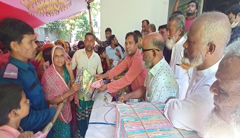 মহম্মদপুরে ৬ হাজার দরিদ্র ও অসহায় পরিবারের মধ্যে বস্ত্র বিতরণ  