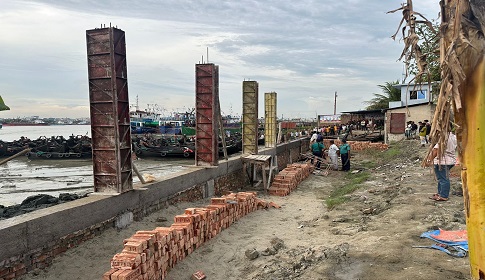 কর্ণফুলী নদী ভরাট করে স্থাপনা নির্মাণ, জরিমানা ২ লাখ