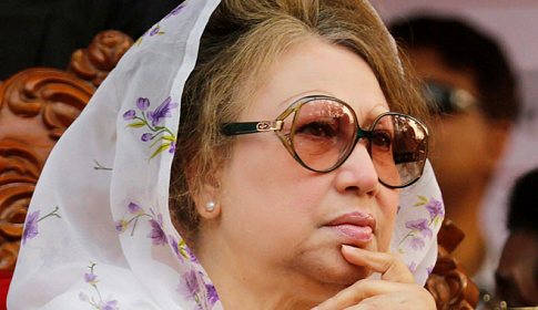 খালেদা জিয়াকে বিদেশে নেওয়ার ক্ষেত্রে আইনগত জটিলতা রয়েছে : স্বরাষ্ট্রমন্ত্রী