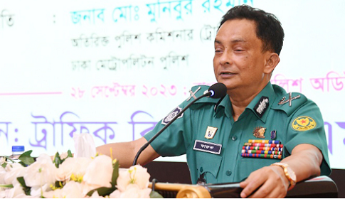 ঢাকায় ধারণক্ষমতা দুই লাখ, গাড়ি চলছে ১৪ লাখ