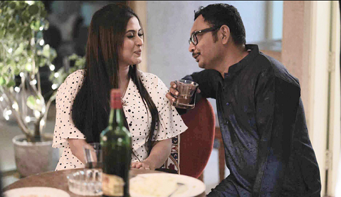 এবার মালয়েশিয়ায় পুরস্কৃত ‘কাঠগোলাপ’