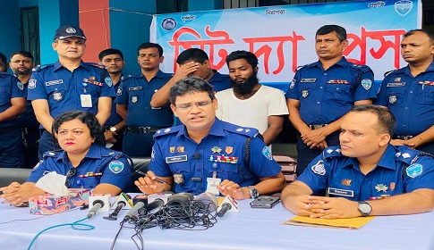 নোয়াখালীতে অন্তঃসত্ত্বা স্ত্রীকে শ্বাসরোধে হত্যা, স্বামী গ্রেফতার