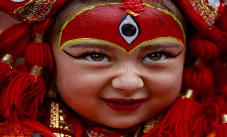 কুমারী পূজা কী কেন করা হয় এবং কুমারী পূজার ইতিহাস কী?